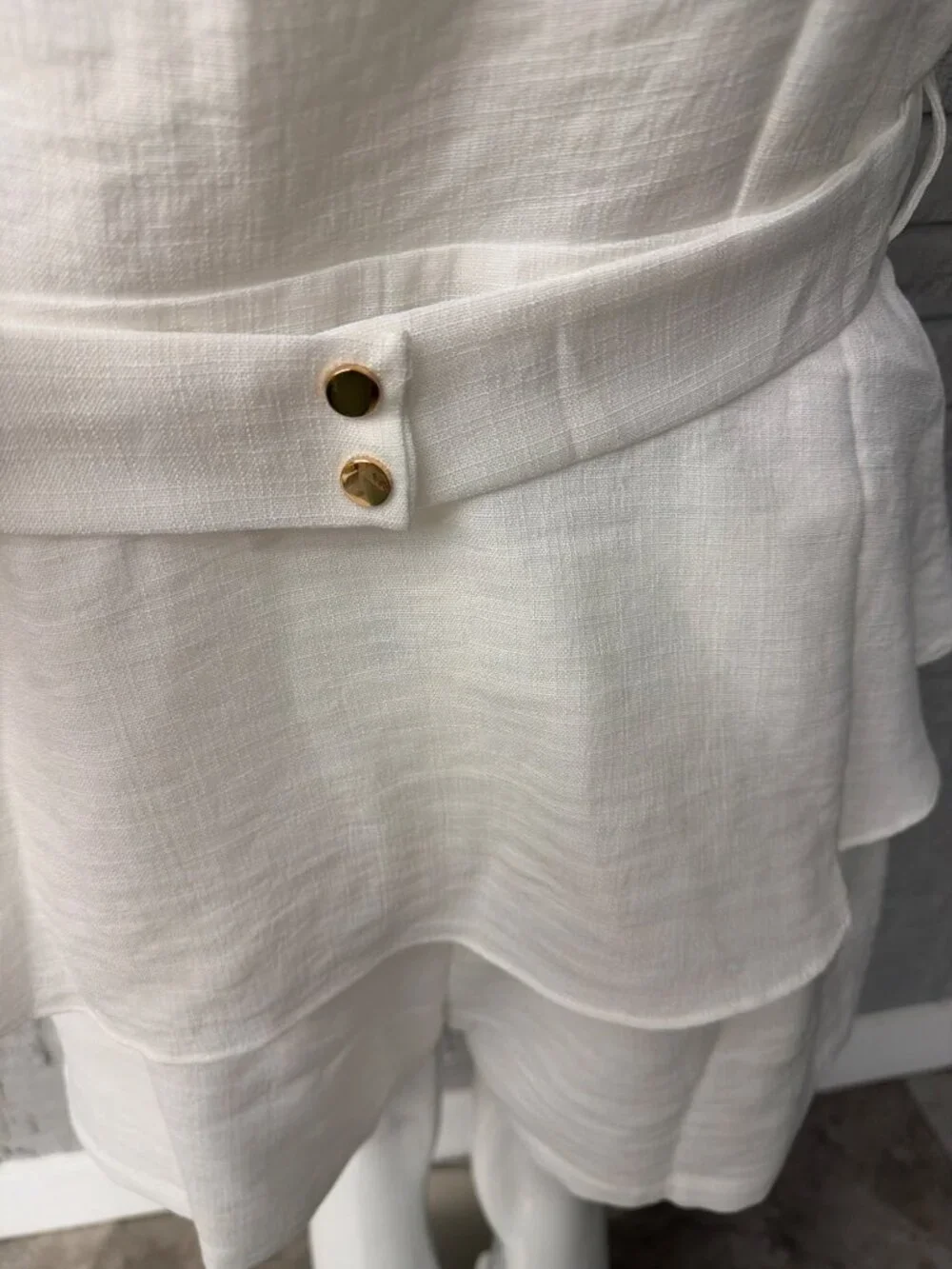 Milk & Honey White 2PCS Short Pant / Peplum Top Set Size L
